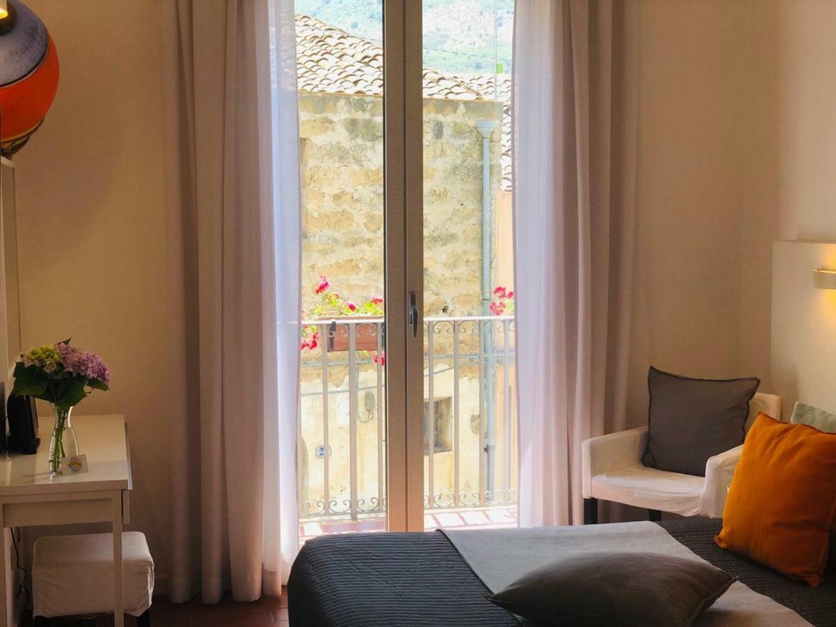 B&B Antichi Colori Cinisi Exterior foto